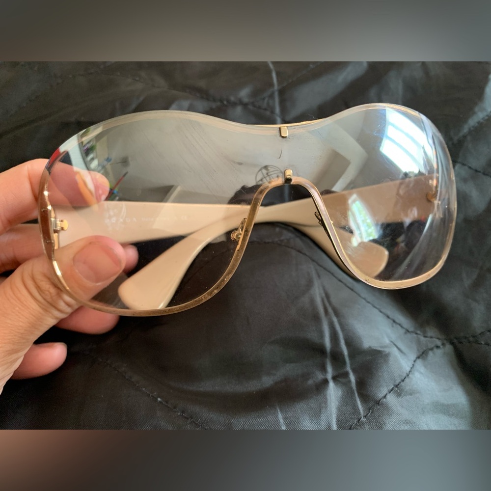 Y2K PRADA SUNGLASSES